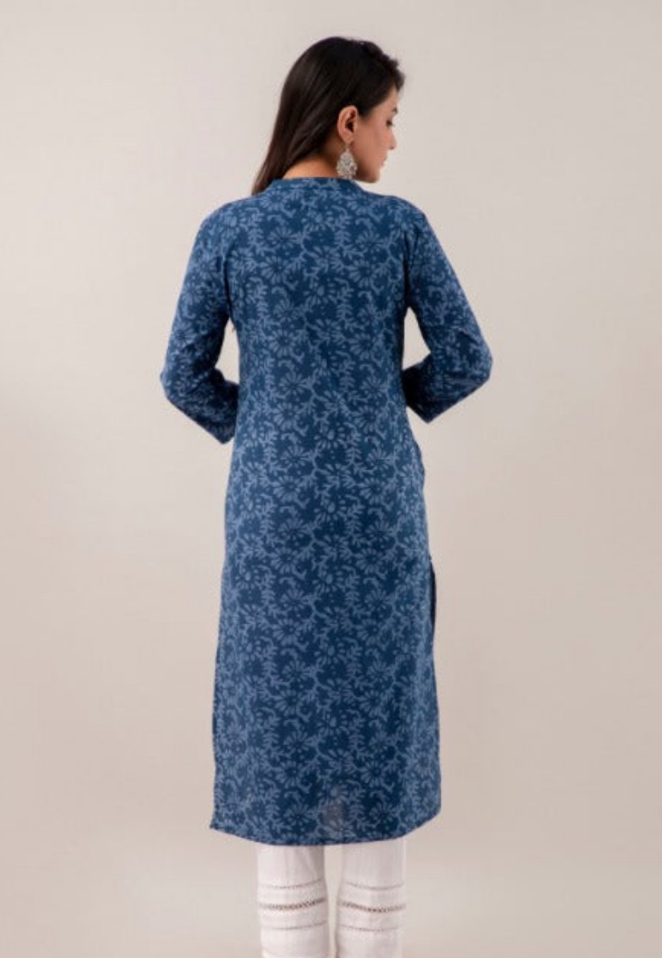 Blue Flat Collar Printed Kurta backside