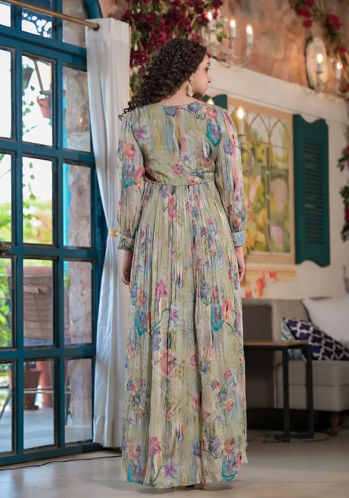 Sea Green Chinon Alia Cut Gown with Stole backside