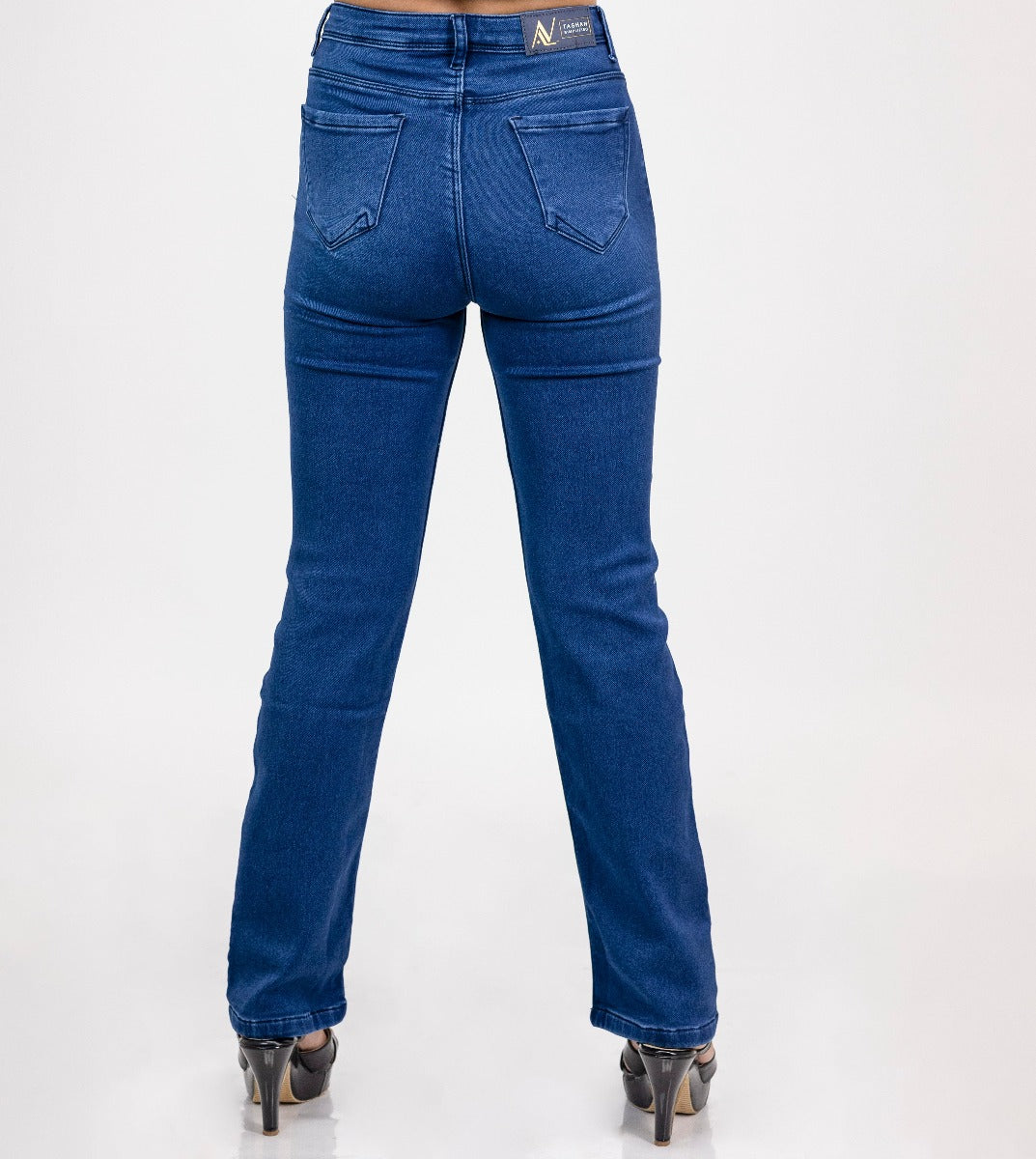 Women High Rise Straight Fit jeans Blue backside