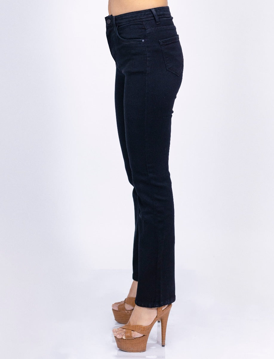 Women High Rise Straight Fit jeans Black SIde View